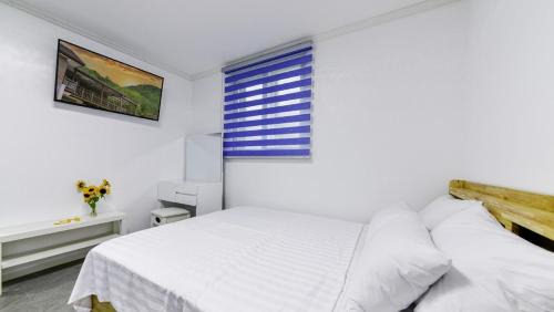 Buk House | Gapyeong Sangol Spa Pension