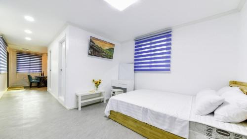 Buk House | Gapyeong Sangol Spa Pension