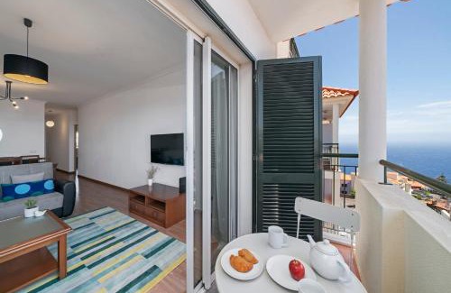 Canico Apartment | Garajau III by An Island Apart