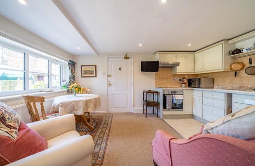 Manton Apartment | Garden Apartment 1 Bedroom Self Contained Apartment close to Rutland Water