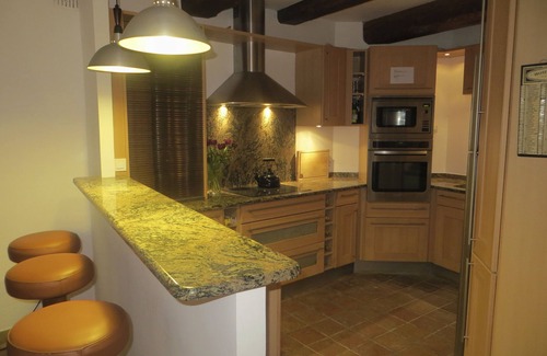 Antibes Old Town Apartment | Garden Apartment In Heart Of The Old Town