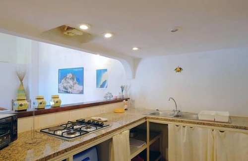 Parghelia Apartment | garden apartment with sea view