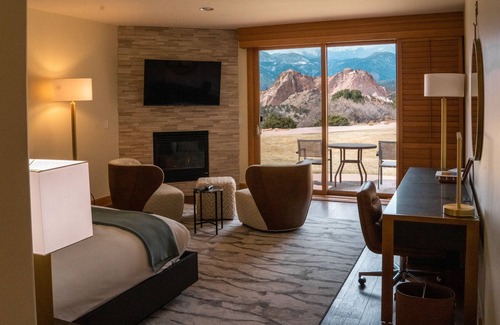 West Colorado Springs Hotel | Garden of the Gods Resort and Club