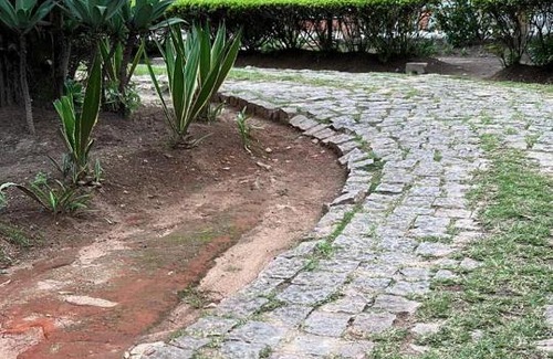 Antananarivo Avaradrano House | Garden Party