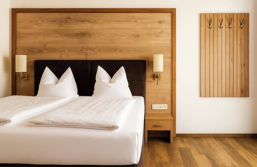 Lohberg Hotel | GarniHotel zur Linde