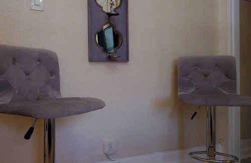 Cortez Hill Apartment | Gaslamp Studio! 150 restaurants within blocks!