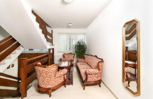 Breitenbrunn House | Gasthof-Pension Wein