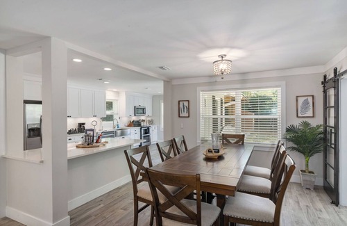 Gainesville House | Gator Shack, Luxury Chic!