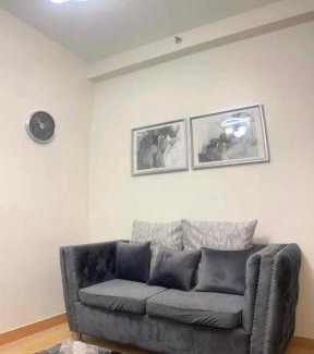 Novaliches Apartment | GedLi Staycation Tower 5 unit 610 Trees Residences Novaliches