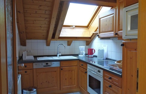 Sipplingen Apartment | Gemütliche 65 m² DG- Fewo mit Einmaligem See-und Bergblick in Sipplingen