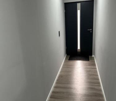 Rauschenberg Apartment | Gemütliche Ferienwohnung mit 1 Schlafzimmer, Wohnzimmer mit Schlafcouch & voll ausgestattete Küche