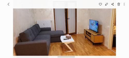 Sinaia Apartment | George Apartament Central cu gradina proprie