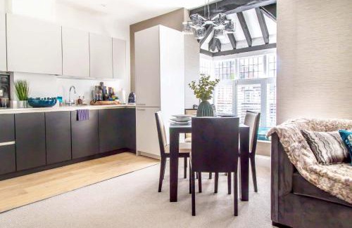 Henley-in-Arden House | George & Dragon Luxury Holiday Apartment - Henley-in-Arden