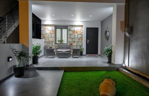 Vonitsa Apartment | George luxury stone apartment