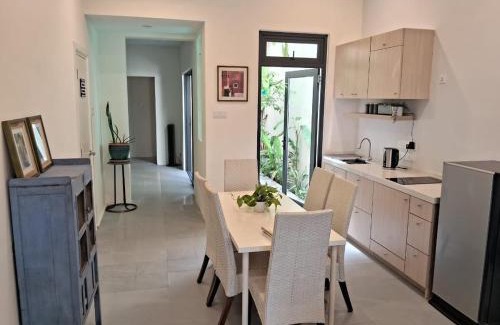 Downtown George Town House | Georgetown vintage garden 5pax 2BR Homestay