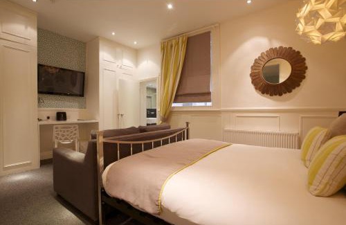 Warwick Hotel | Georgian House Hotel
