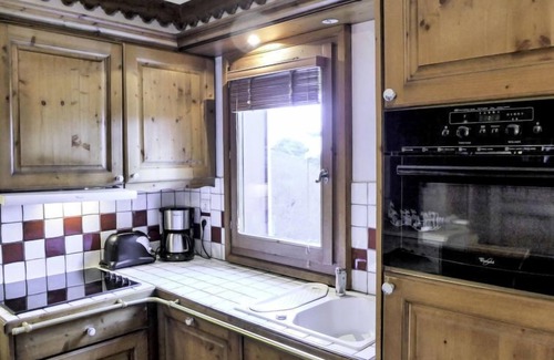 Chamonix City Centre Apartment | Ginabelle 1 by Interhome