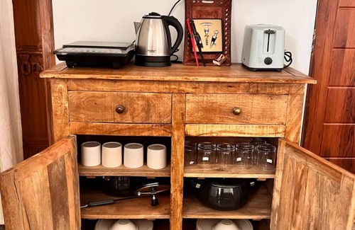 Shivalik Nagar Apartment | Gita Bhawan - Elegant Escape n2-bedroom house in a peaceful locality