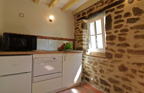 La Carneille Cottage | Gite Athis-Val de Rouvre, 1 bedroom, 2 persons
