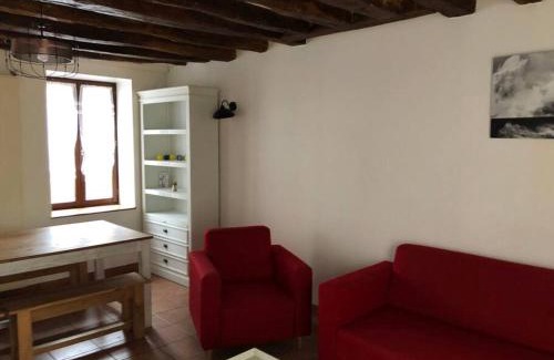 Moret-Loing-et-Orvanne House | Gite aux volets bleus