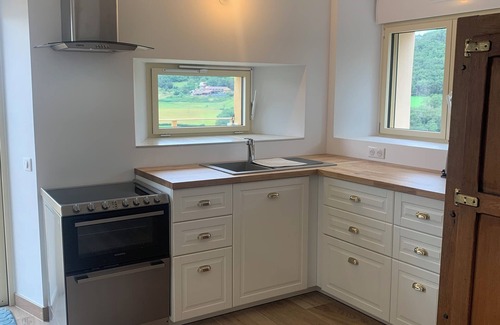 Savigny Cottage | Gîte "Belle Vue" near Lyon in Savigny in the heart of nature with magnificent views