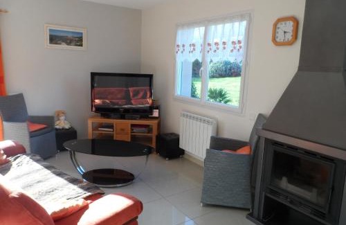 Plougrescant Villa | Gite bord de mer jacuzzi