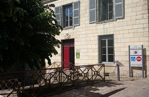 Chinon House | Gite "Chambord" in Chinon