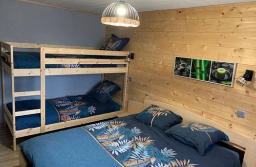 Robiac-Rochessadoule Bed & Breakfast | Gite Chez L'habitant - Animaux de Compagnie Acceptés