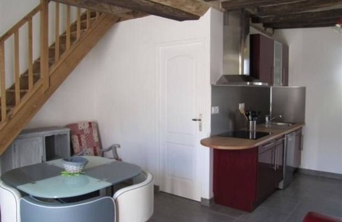 Crannes-en-Champagne Cottage | Gite Crannes-en-Champagne, 2 bedrooms, 5 persons