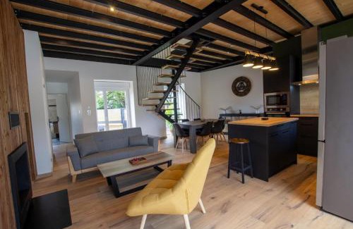 Anlhiac House | Gite de la fontanelle