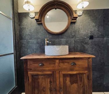 Puylaroque House | GITE de LAS TREILLES