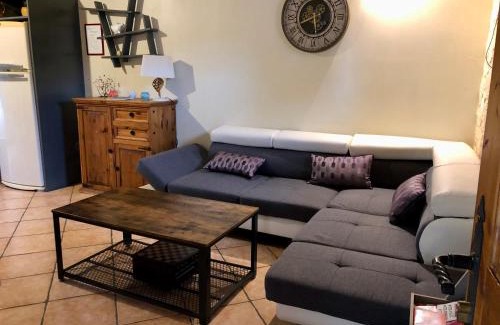 La Roque-sur-Ceze House | Gite des oliviers