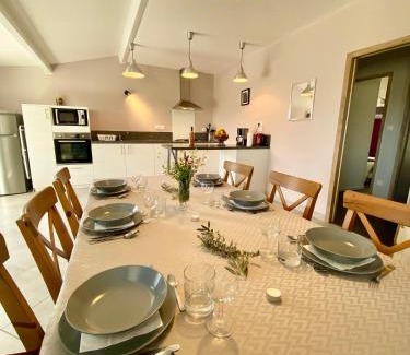 Valvigneres House | GITE DU SOULIER 6p, 3ch, piscine
