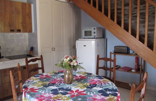 Malarce-sur-la-Thines Cottage | Gîte for 2 people near Les Vans, at the start of hiking trails