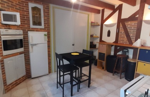 Ossun-ez-Angles Ski Chalet | Gîte in a small village perched on a pièmont ridge in the heart of the Pyrenees.