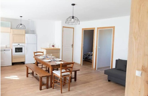 Saint-Hostien Cottage | Gite in Sucs country