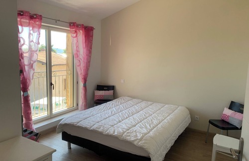 Savigny Bed & Breakfast | GITE in the countryside, fully renovated, 30 mn from Lyon, near l'Arbresle