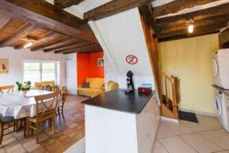 Savigne-sous-le-Lude House | Gite jardin du garde