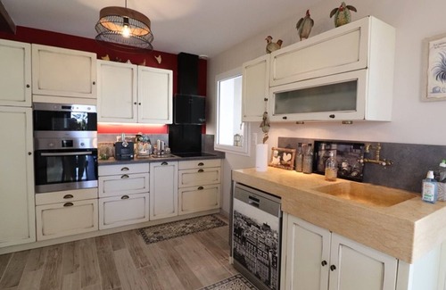 Labrousse Cottage | Gite Labrousse, 2 bedrooms, 4 persons