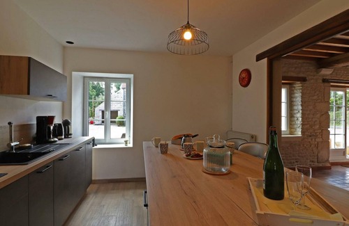 Merri Cottage | Gite Merri, 5 bedrooms, 12 persons