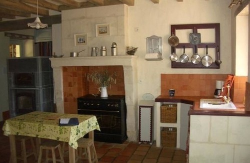Saint-Pierre-du-Lorouer Cottage | Gite Saint-Pierre-du-Lorouër, 4 bedrooms, 8 persons