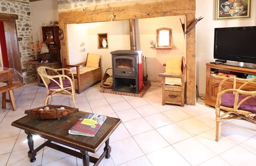 Sansac-Veinazes Cottage | Gite Sansac-Veinazès, 2 bedrooms, 4 persons