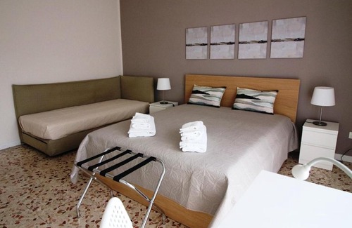 Borgo-Sanzio Apartment | Giuffrida Apartment Rooms