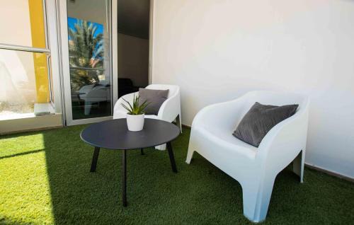 Lykabittos Apartment | Glabur Stays - The Amazing 1 BDR - Executive apt Nicosia Center Free Parking & WiFi
