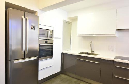 Lykabittos Apartment | Glabur Stays - The Amazing 1 BDR - Executive apt Nicosia Center Free Parking & WiFi