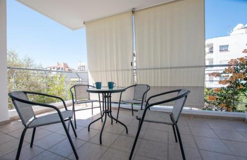 Lykabittos Apartment | Glabur Stays - The Master Atelier - Nicosia City, Free Parking & Wifi, Welcomes You!