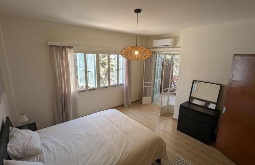 City Centre Apartment | Gladstone Apartment