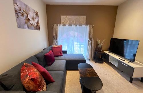 Glastonbury Apartment | Glastonbury Gem, 2 Bedroom Apartment