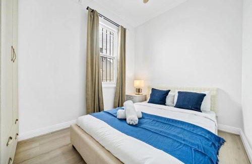 Glebe House | Glebe 4Bd with City & Nature at Doorstep