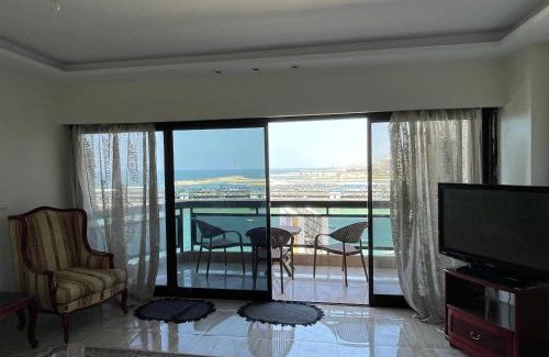 Ar-Raml 1 Apartment | Gleem Bay Sea View Flat